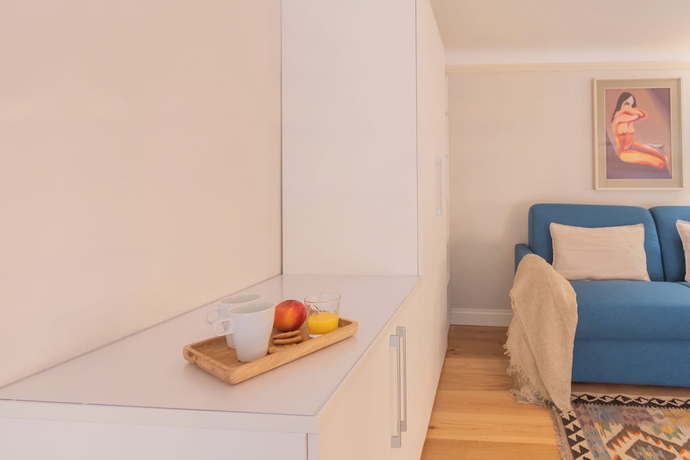 Cinque Giornate 70 Suites by Rent all Como