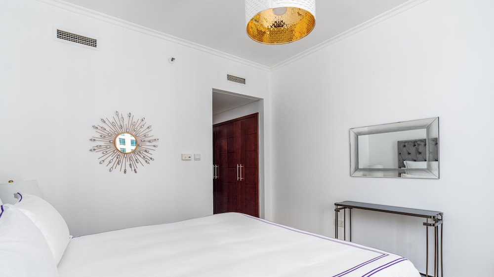Dream Inn Dubai Apartments - Burj Views