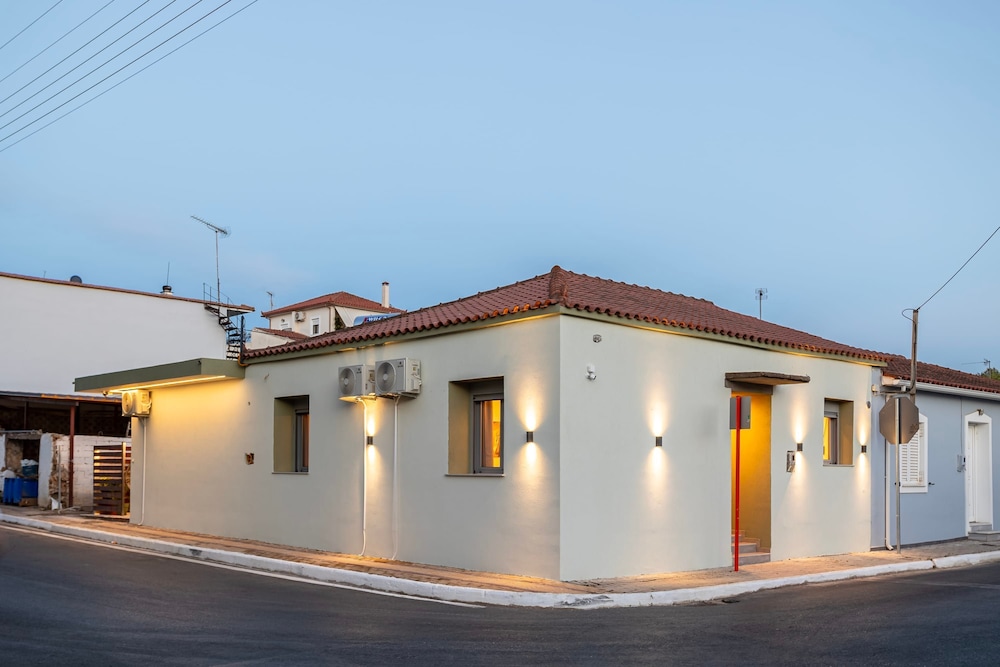 Filiatra Charming Urban Escapes Your Cozy Retreats