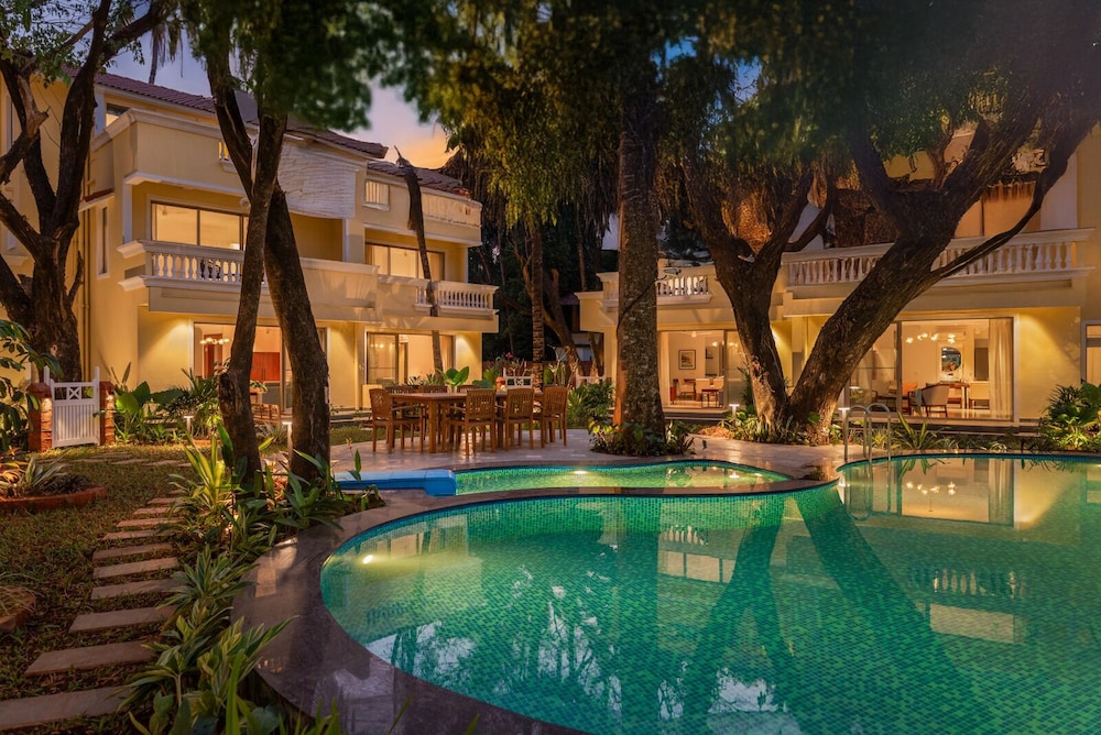 ELIVAAS Kensho Hibiscus 3BHK Villa