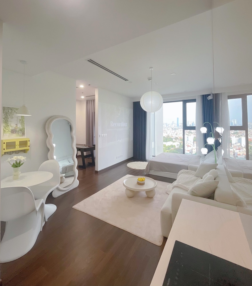 HN ETH Smart City Resident - Tay Mo