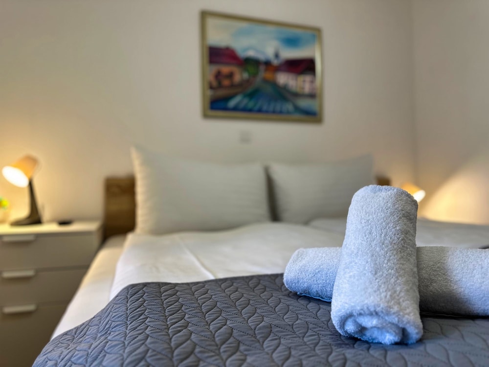 Bijol Apartments - Studio E