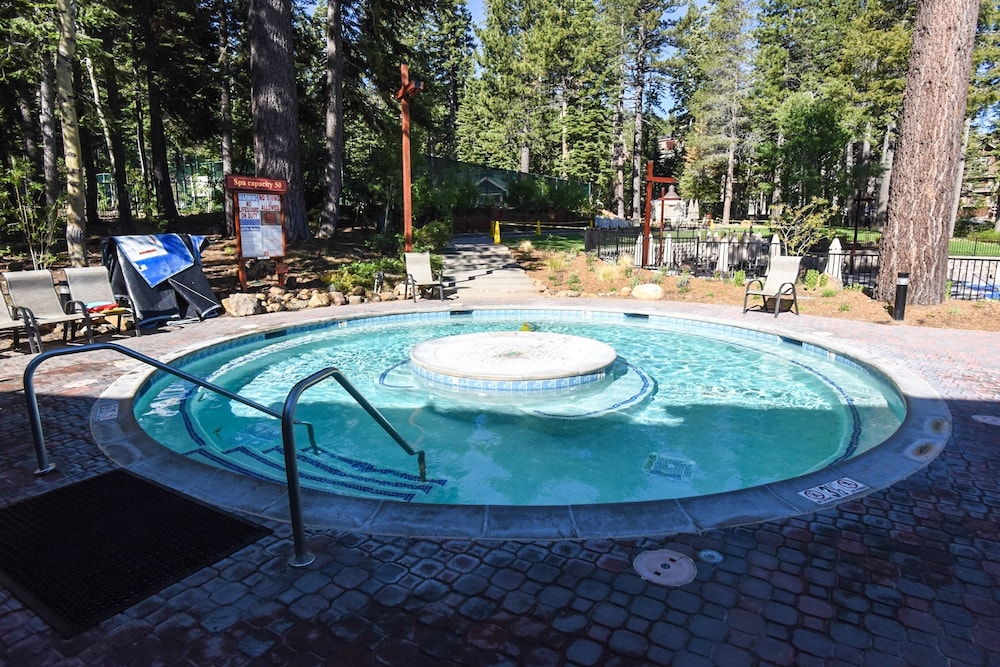 Lake Tahoe Vacations - Northstar Village 215 - Property Image 15