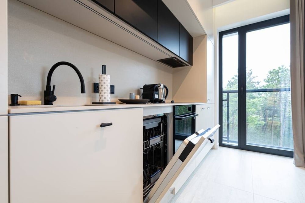 Sunrise Nowoczesny Apartament Widok na las i Morze