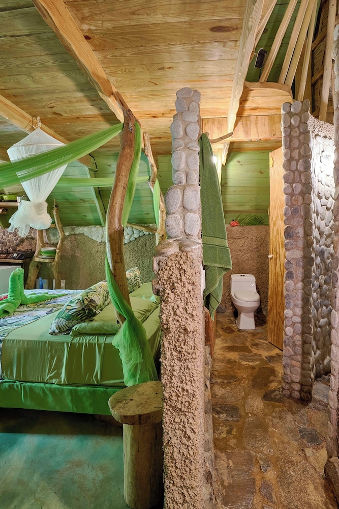 CHALET TROPICAL Hotel & Restaurant-Pizzeria