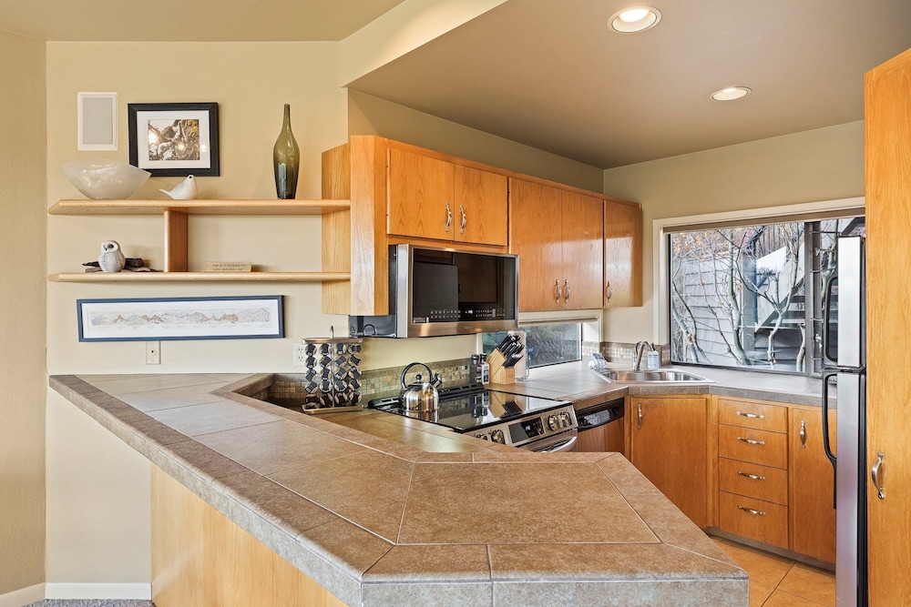 River Ridge 323ab 2 Bedroom Home