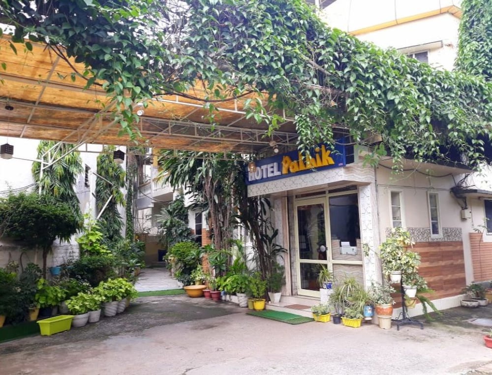 Hotel Pathik