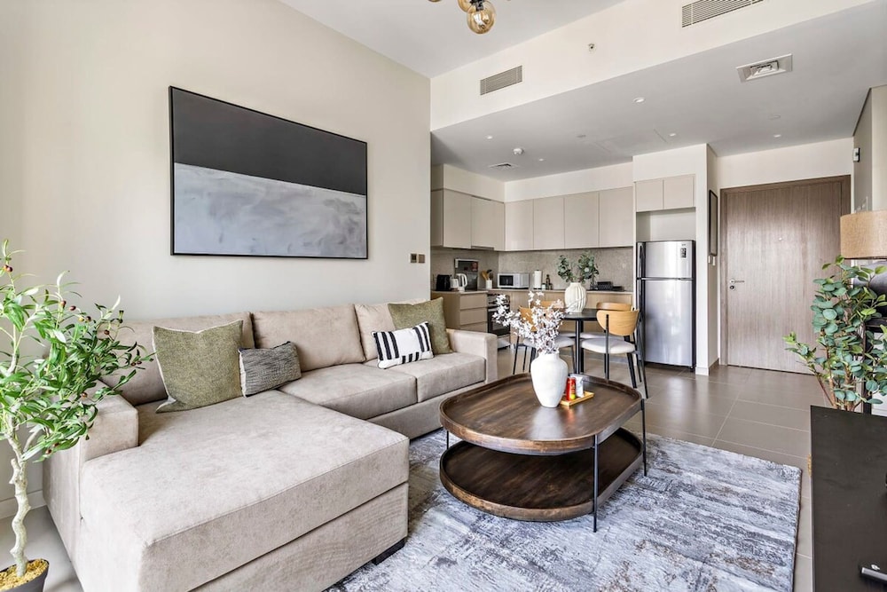 Silkhaus Sophisticated Premium Tower in Downtown