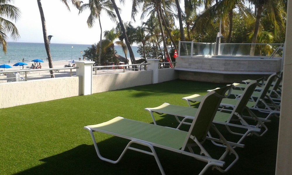 Yaque Beach Hotel