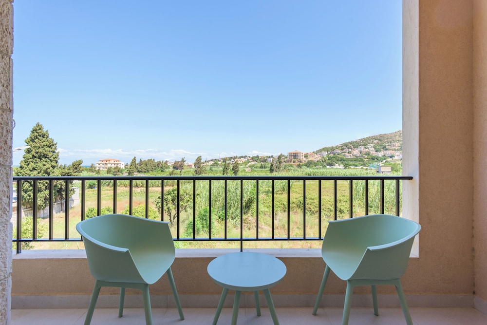 Glow Studios & Apartments in Batroun