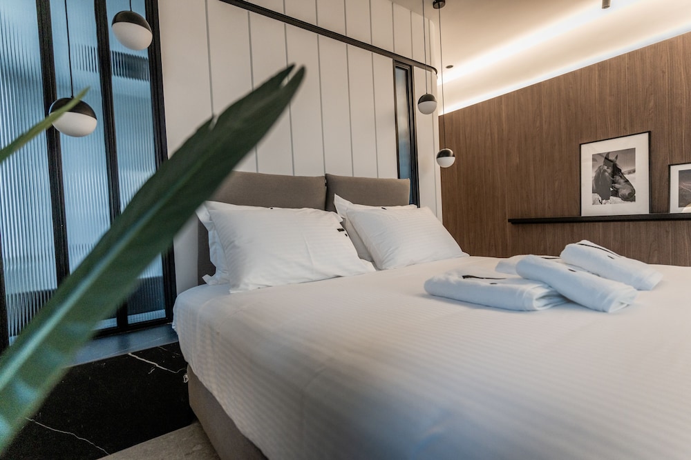 Athinaion Recreation Suites photo 4