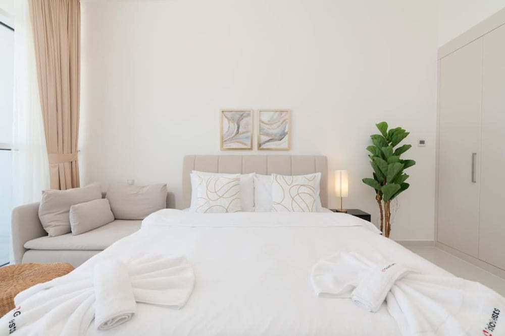Elegant Studio at Damac Hills Carson B