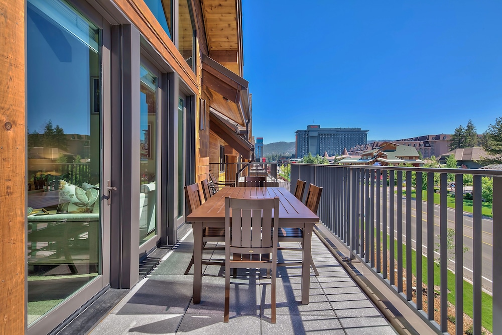 Lake Tahoe Vacations - Zalanta Resort at the Village - Property Image 8