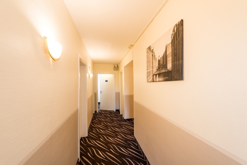 Hamburg Vacations - Heikotel Hotel Windsor - Property Image 31