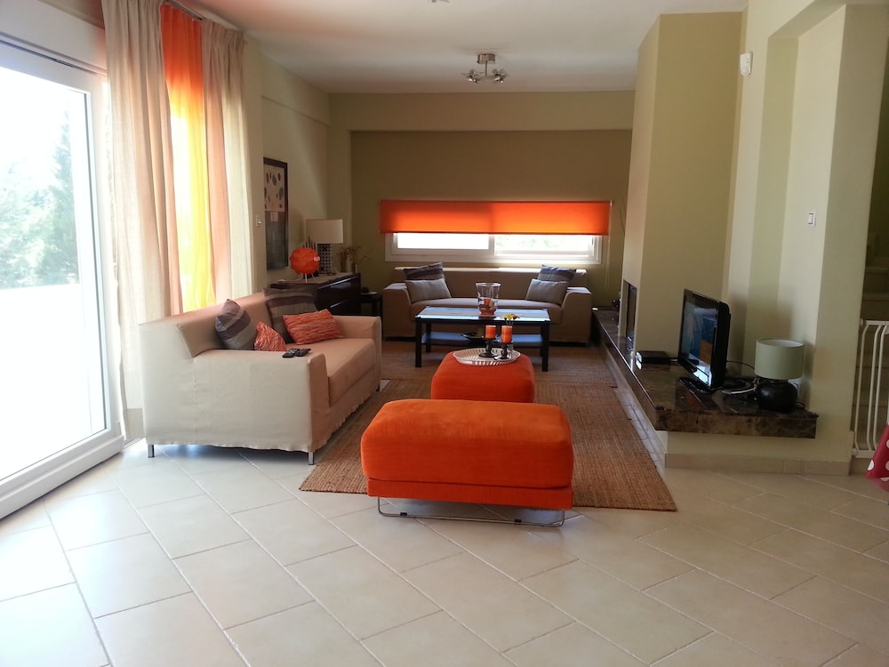 Luxurious Villa Anna Maria