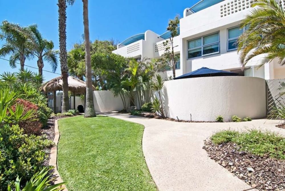 Chateau Royale Beach Resort Maroochydore