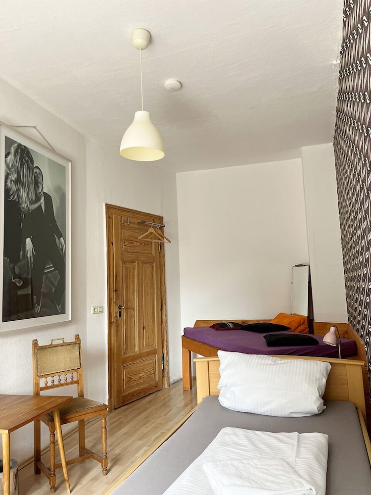 Homeplanet Hostel