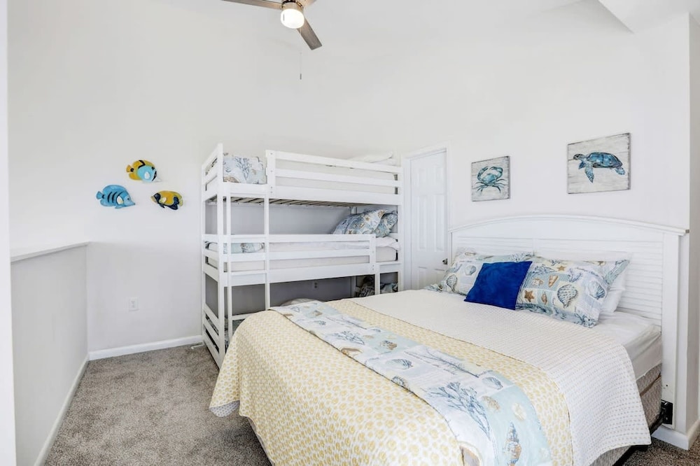 Camp David 4 4 Pool Beach Views Sleeps 16