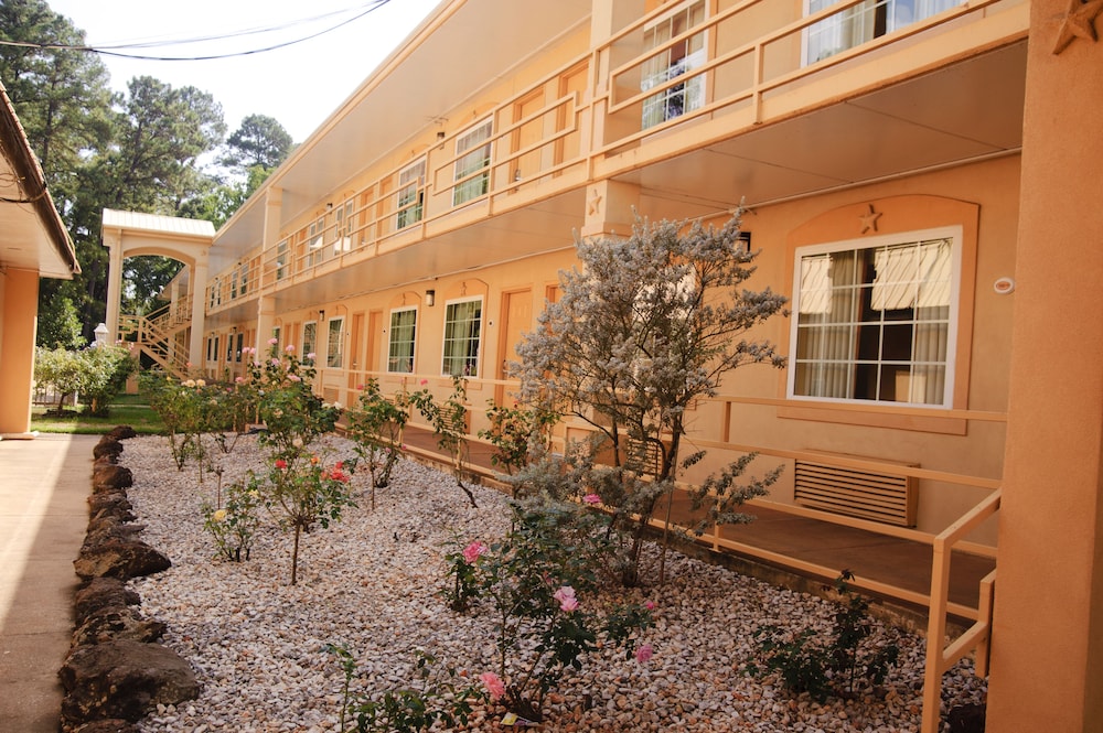 San Augustine Inn
