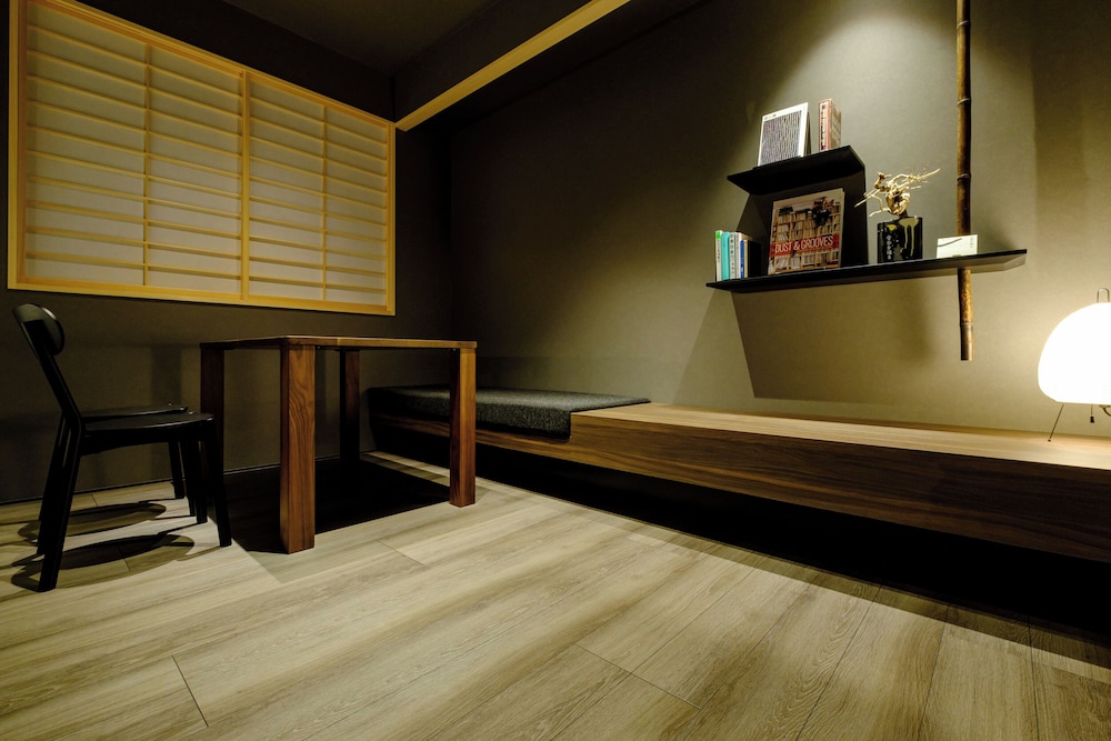YANAKA SOW