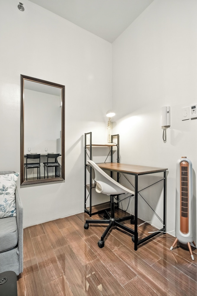 Room-makati 1BR With Skyline View at Air