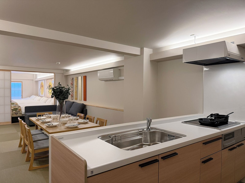bHotel Miyajima Omotesando 21