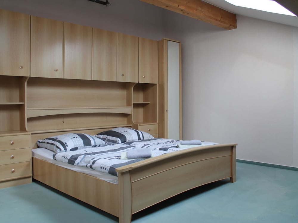 Spacious Apartment in Boddin near Baltic Sea view 3
