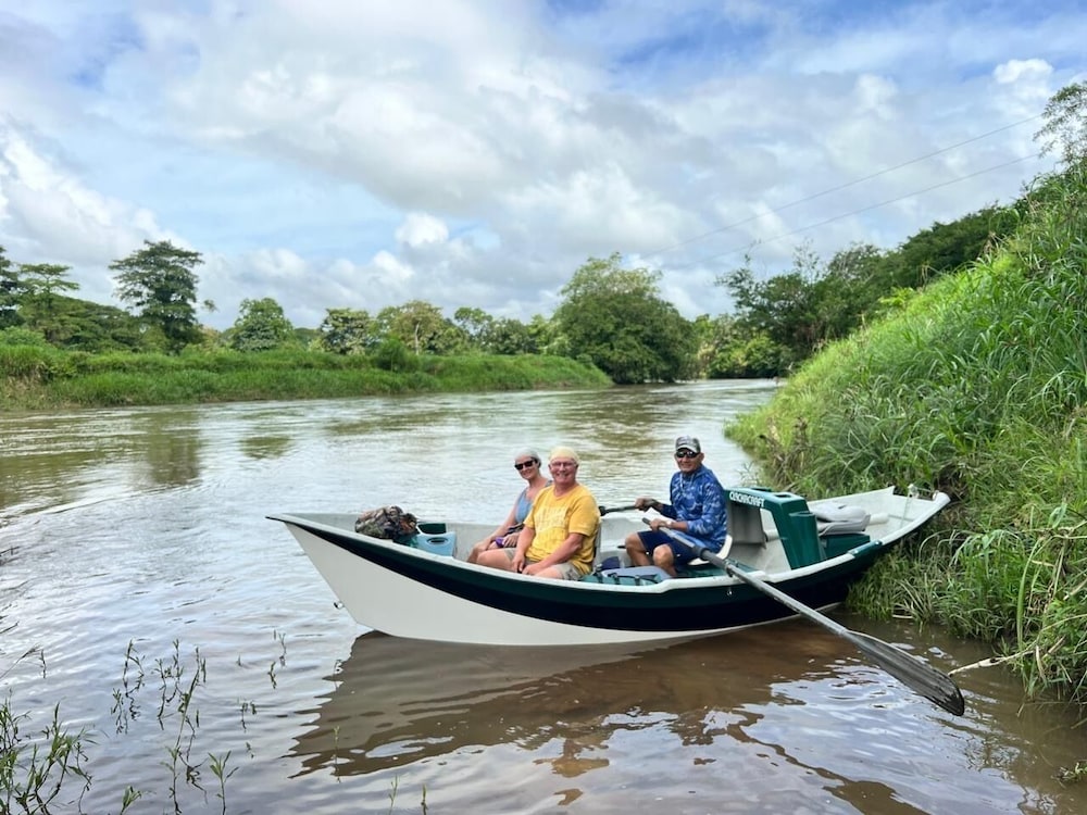 Rio Nino Lodge