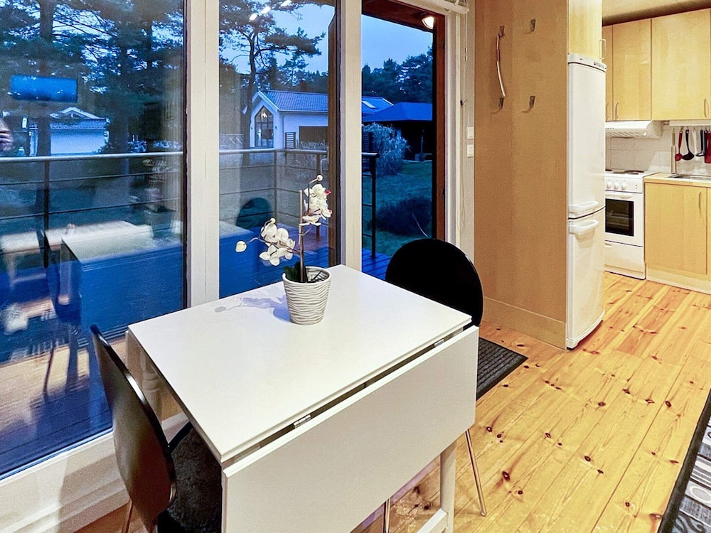 Cozy Cottage Near Beach in Ahus