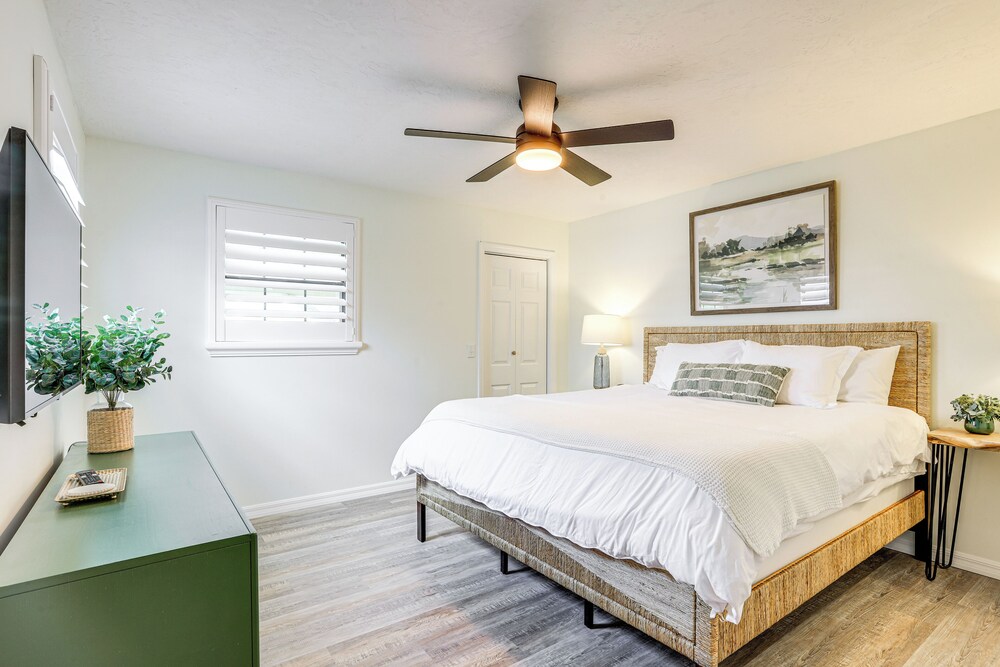 'sunny Side Up' Canal-front Getaway w/ Dock! view 2