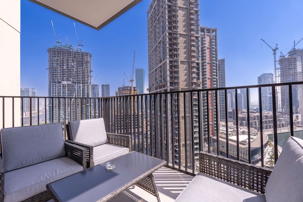 Elegant 1-bedroom Apartment for 2 Near to Burj Khalifa