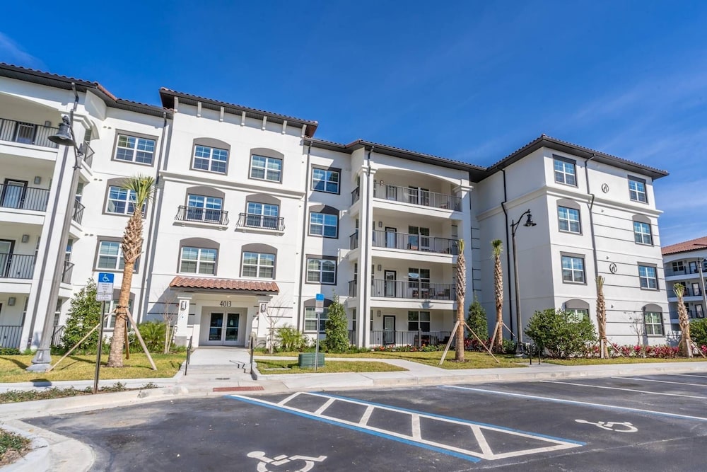 4013 110 Vista Cay