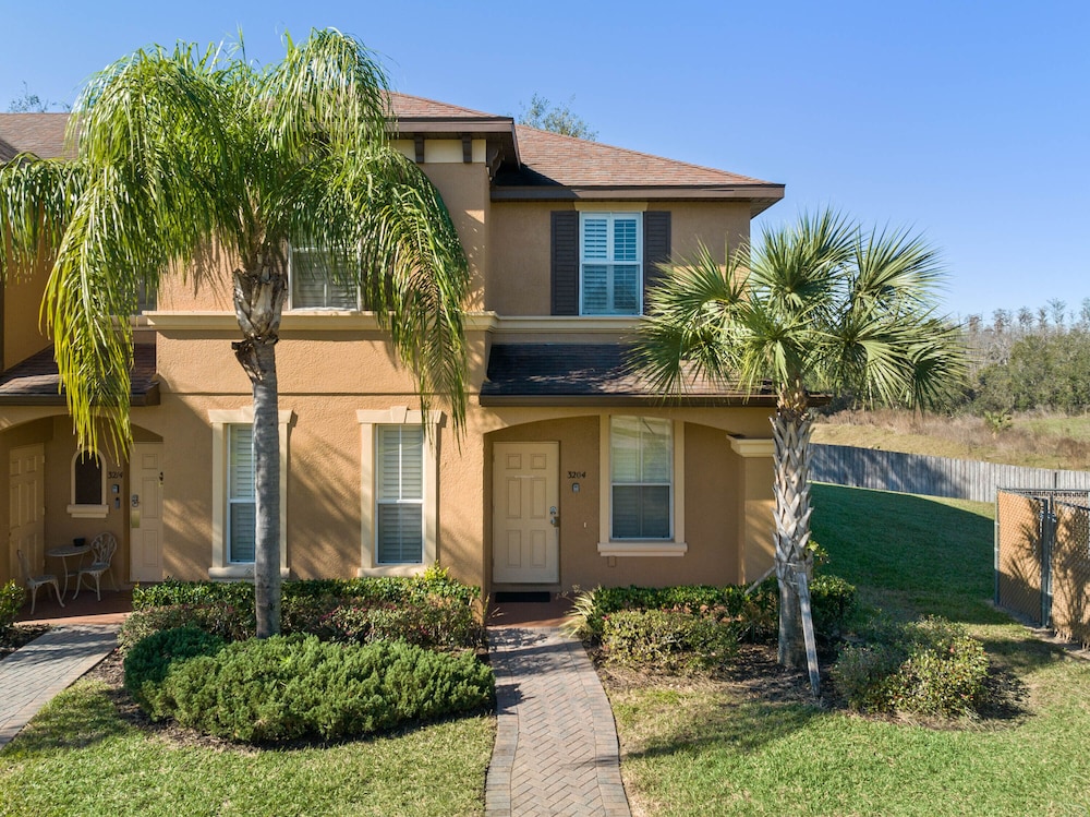 4 BDR in Regal Palms Resort!