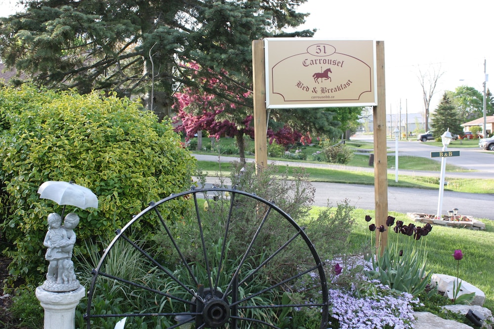 Carrousel Bed & Breakfast