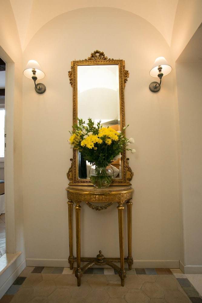 Your Prestigious Penthouse at the Spanish Steps