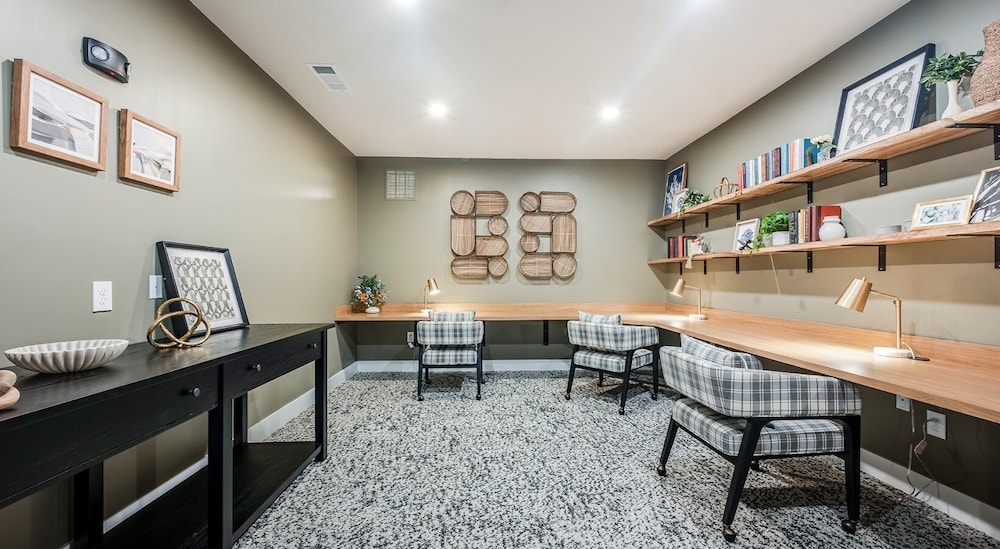 Landing Amazing 1bd, Yoga Studio, Clubhouse