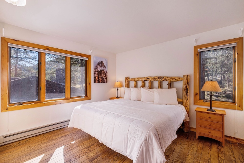Historical Crocker Ranch - Coach House #22-zone3270 4 Bedroom Home by RedAwning