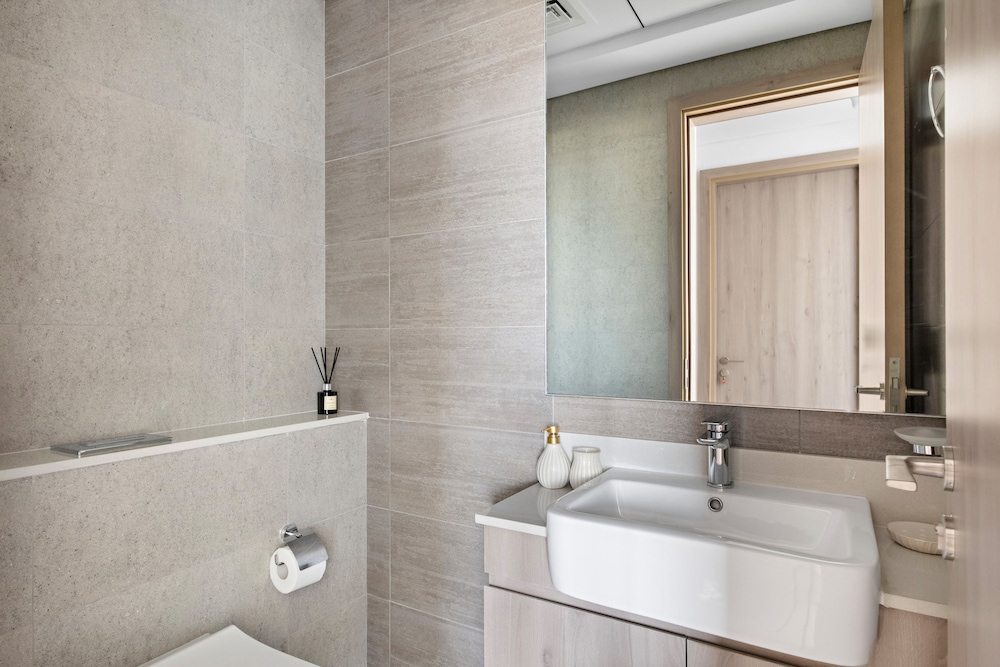 Priv Residence - 402 1BD