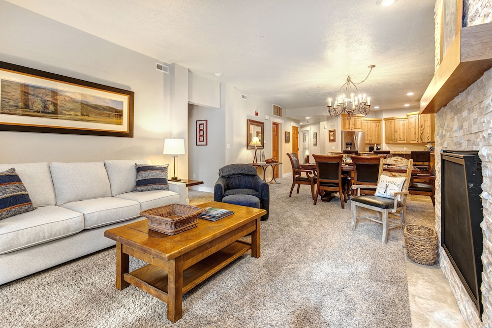 Park City Ski Resort - Town Pointe Condos
