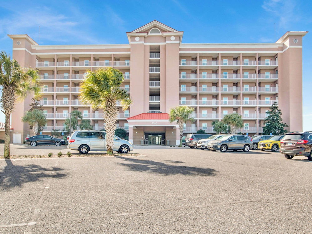 The Dunes #101W by Southern Vacation Rentals