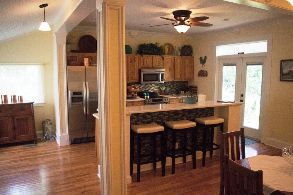 Dolan House B&B