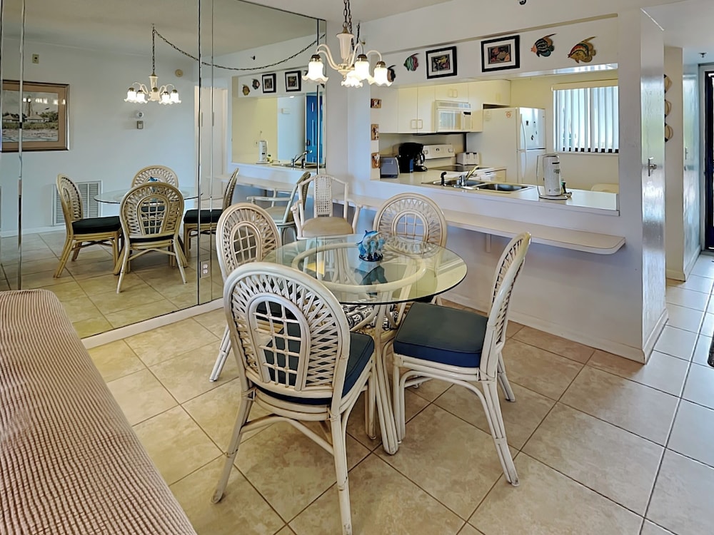 Admirals Bay 153 by Distinctive Beach Rentals
