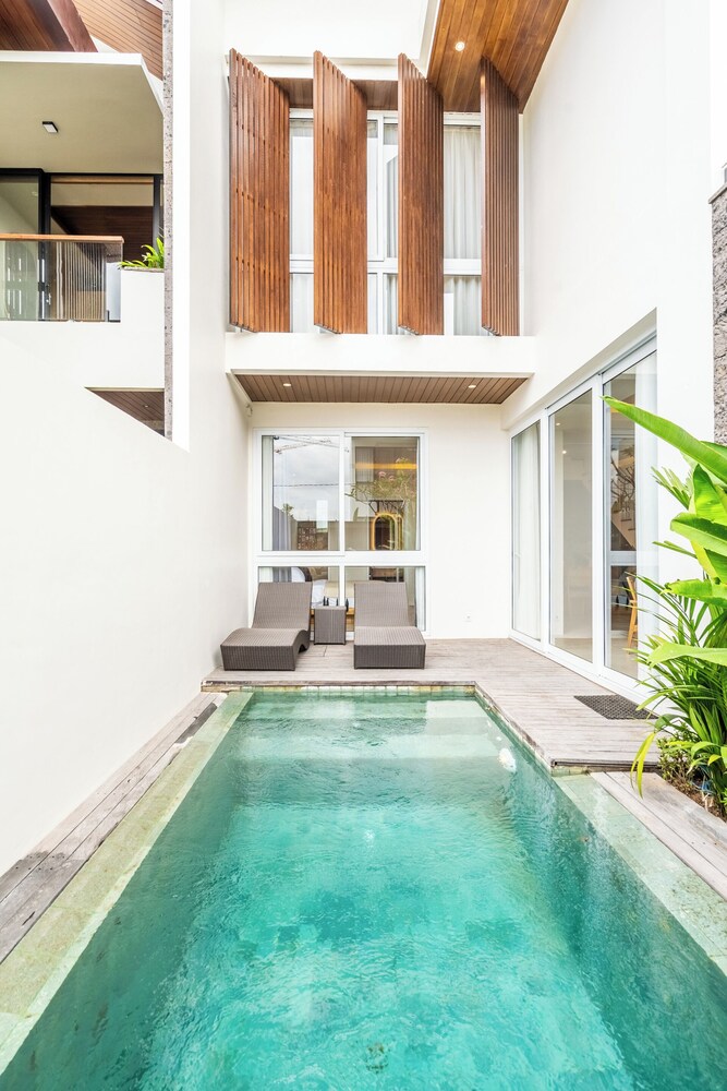 Villa Rasa Cinta