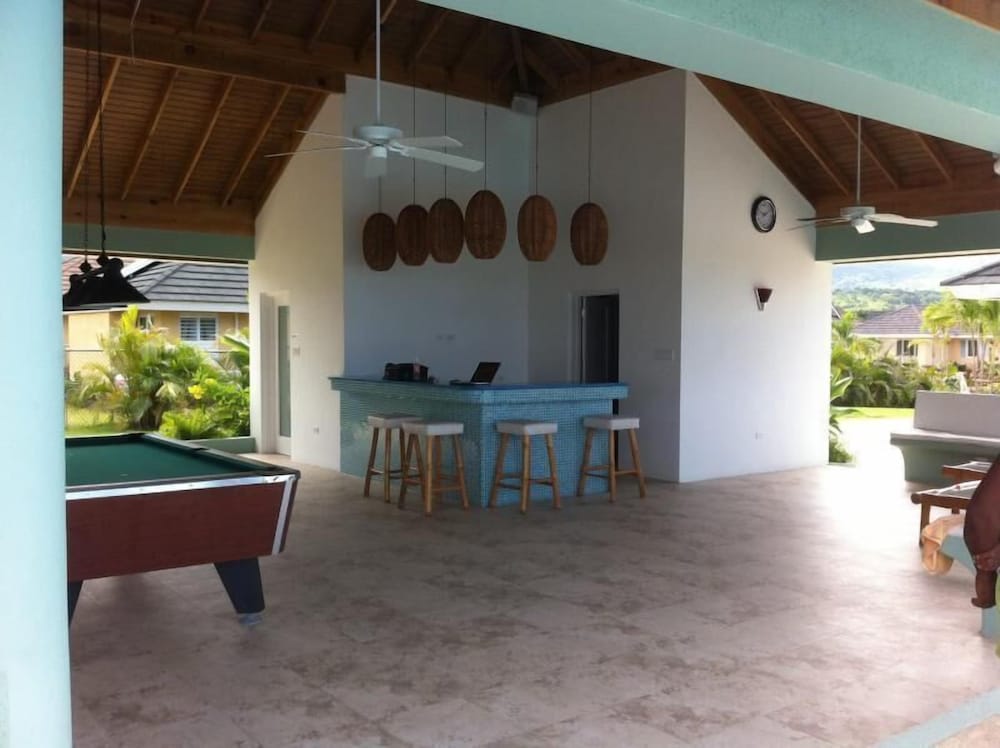 Oceanic View Apartment at Fern Court, photo 50