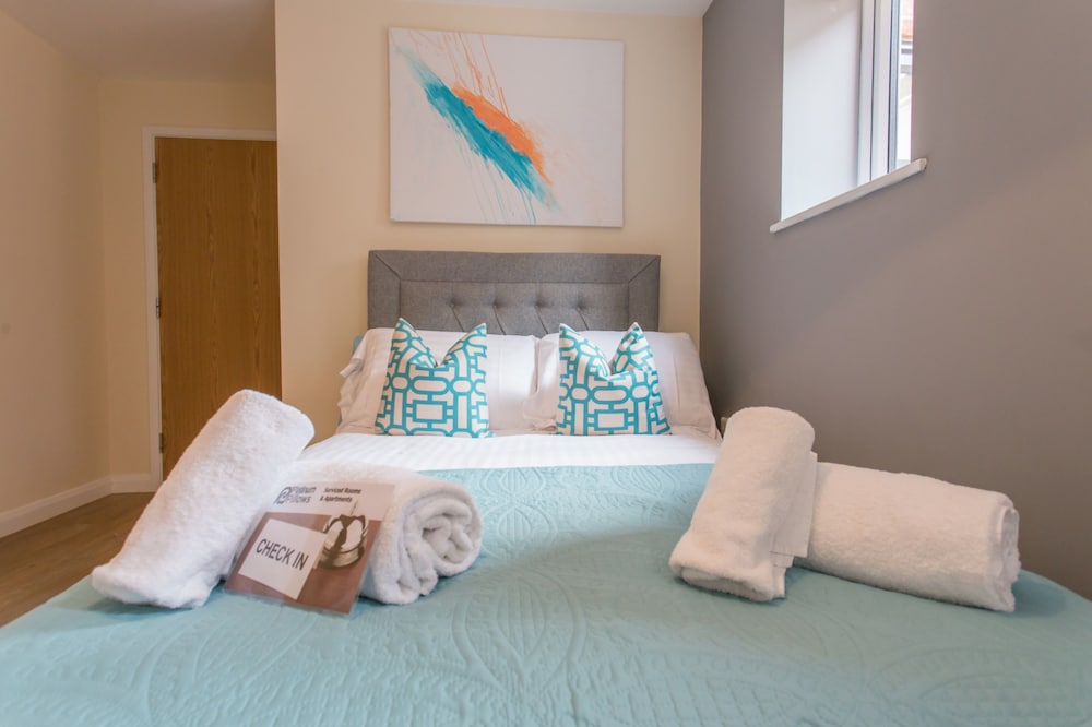 Oxford Vacations - Razia Apartments - Property Image 9