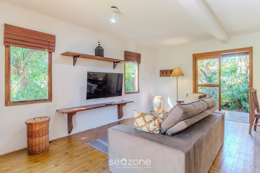 House, Beach, and Nature in Ibiraquera Tan0000