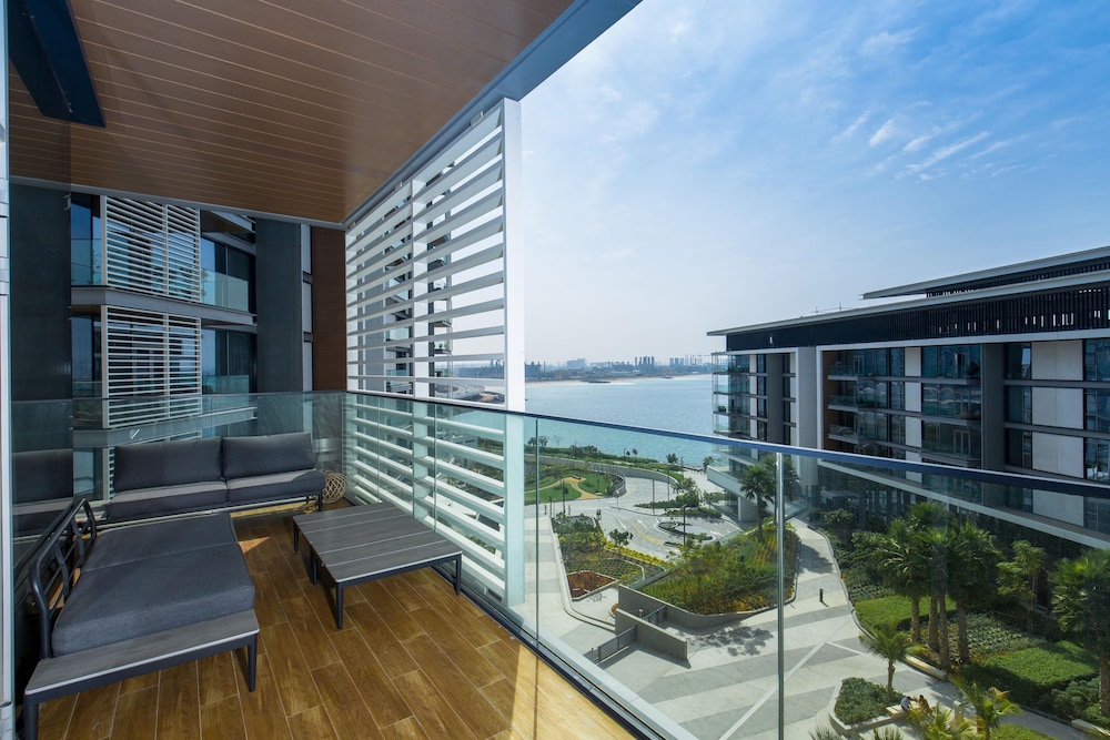 Edens Dubai - Bluewaters 