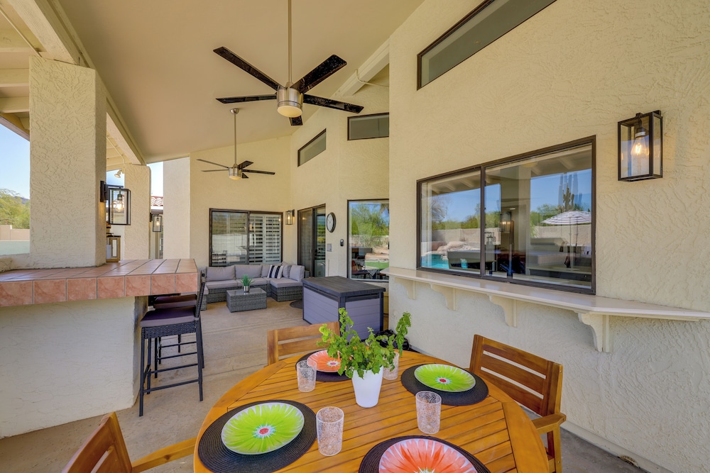 Heated Saltwater Pool: Spacious Home in Scottsdale view 3