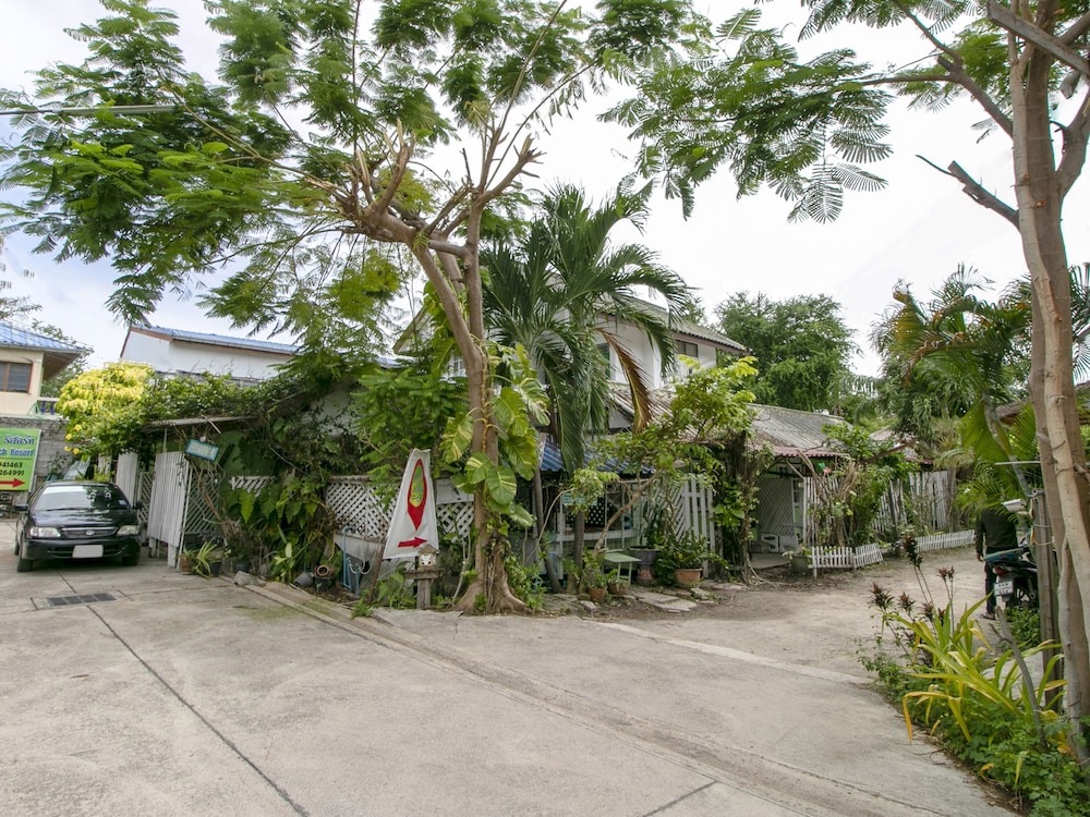 OYO 1095 Toto Beach Hua Hin