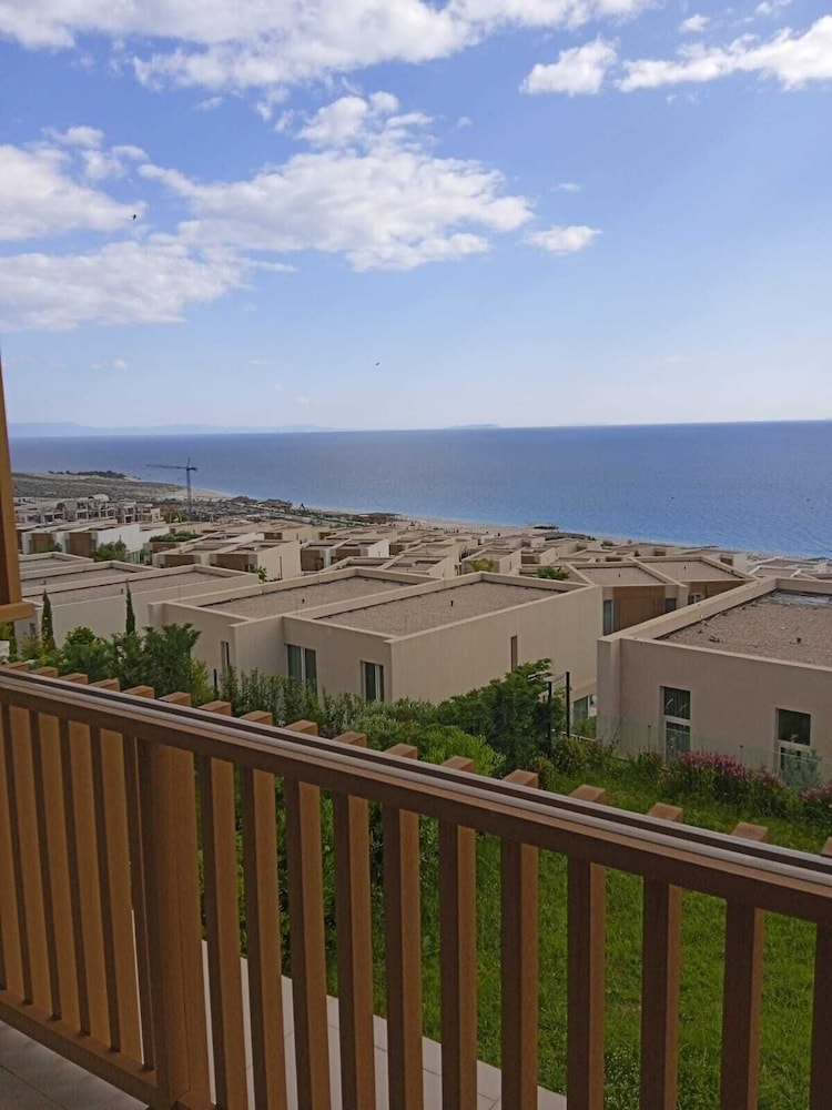 Whisky Green Coast Hotel & Apartments
